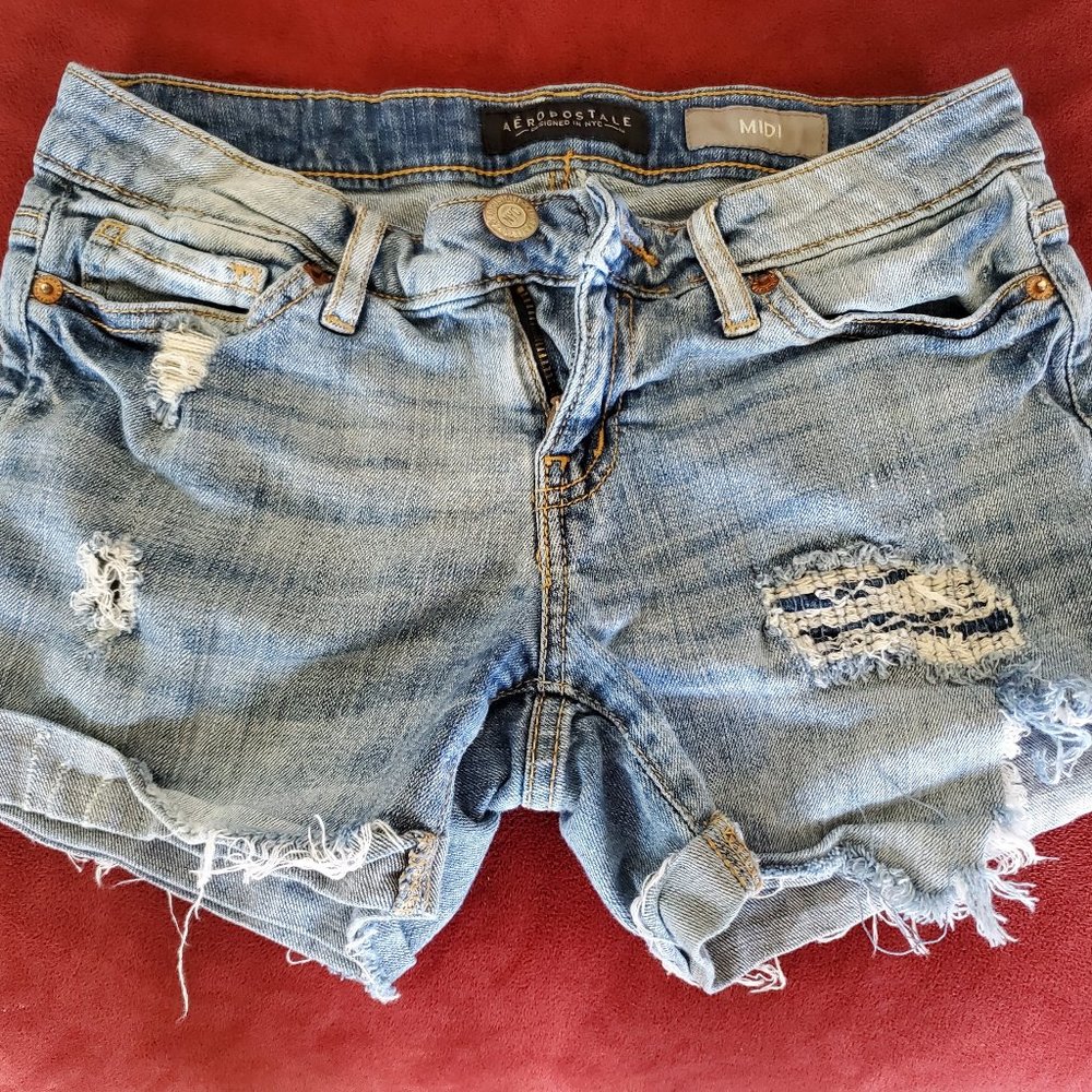 Aéropostale designed in NYC distressed blue denim jean shorts midi